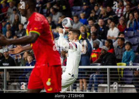 Nashville, Tennessee, États-Unis. 17 octobre 2023. Christian Pulisic (10). USMNT bat le Ghana 4-0 dans un match amical international de football à GEODIS Park. (Kindell Buchanan/Alamy Live News) Banque D'Images