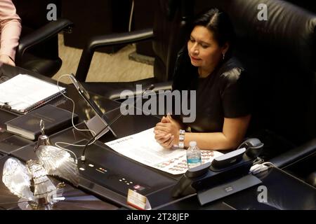 Mexico, Mexique. 17 octobre 2023. La présidente du Sénat, Ana Lilia Rivera dans la session au Sénat à Mexico. Le 17 octobre 2023 à Mexico, Mexique (crédit image : © Luis Barron/eyepix via ZUMA Press Wire) USAGE ÉDITORIAL SEULEMENT! Non destiné à UN USAGE commercial ! Banque D'Images