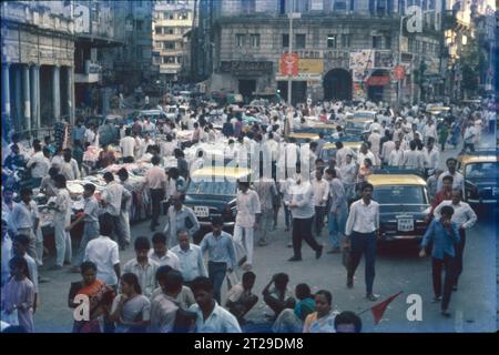 Old Mumbai, Congested Street, Bombay, Inde. Banque D'Images