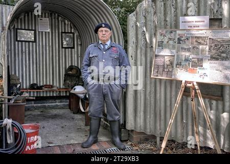 Anderson Shelter World War 2 1940s Reenactment, Avoncroft Museum, Bromsgrove, Angleterre Royaume-Uni Banque D'Images