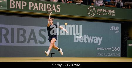 Stockholm, Kungliga tennishallen, JJ Wolf contre Laslo Djere JJ Wolf Banque D'Images