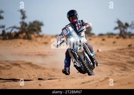 30 DUMONTIER Romain (fra), Team Dumontier Racing, Husqvarna 450 Rally, FIM W2RC, action lors du Prologue du Rallye du Maroc 2023, le 13 octobre 2023 à Agadir, Maroc - photo Joao Filipe/DPPI crédit : DPPI Media/Alamy Live News Banque D'Images