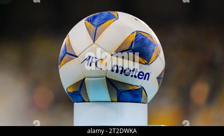 MoltenÕs balle est photographiée avant le match Al Nassr FC (KSA) vs FC Istiklol (TJK) jour 2 de la Ligue des Champions AFC 2023-24 Groupe E à Al-Awwal Park le 2 octobre 2023 à Riyad, Arabie Saoudite. Photo de Stringer / Power Sport Images Banque D'Images