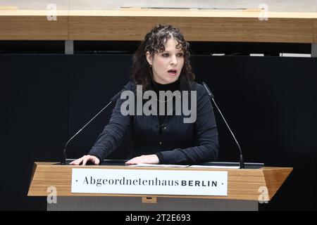 Anne Helm Linke haelt eine Rede im Abgeordnetenhaus à Berlin am 19. Oktober 2023. Regierungserklaerung des Regierenden Buergermeister von Berlin Kai Wegner im Abgeordnetenhaus *** discours prononcé par Anne Helm Linke à la Chambre des représentants à Berlin le 19 octobre 2023 Déclaration gouvernementale du maire de Berlin Kai Wegner à la Chambre des représentants Banque D'Images