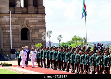 Pretoria 19-10-2023 inspection Garde d'honneur par le roi Willem Alexander 2e jour de visite d'État de 3 jours du roi et de la reine hollandais en Afrique du Sud, cérémonie de bienvenue aux bâtiments de l'Union à Pretoria photo : Albert Nieboer Banque D'Images