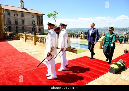 Pretoria 19-10-2023 inspection Garde d'honneur par le roi Willem Alexander 2e jour de visite d'État de 3 jours du roi et de la reine hollandais en Afrique du Sud, cérémonie de bienvenue aux bâtiments de l'Union à Pretoria photo : Albert Nieboer Banque D'Images