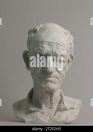 Chef d’un paysan (Tête de paysan) aimé-Jules Dalou Français 1894–1905, d’après une maquette de 1894 parmi les sculptures monumentales les plus importantes du Paris du XIXe siècle, Dalou incarne les idéaux politiques et l’originalité artistique du sculpteur. La sculpture colossale représente Marianne, la personnification féminine de la république française, debout en l'air d'un orbe et d'un char richement ornés et entourée d'allégories de paix, de liberté, de travail et de justice. Déçu par la mise en scène du dévoilement de sa République en 1889, qui, selon lui, sapait son but en tant que triban Banque D'Images