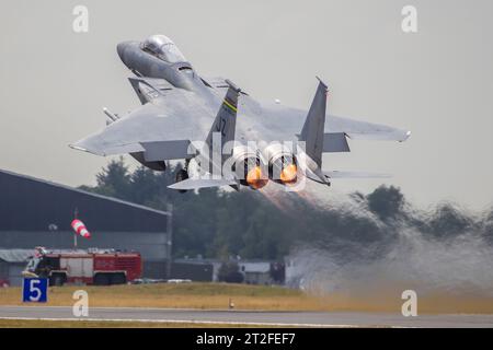 F-15C de la Garde nationale aérienne de Louisiane décollant de la base aérienne de Hohn, en Allemagne. Banque D'Images