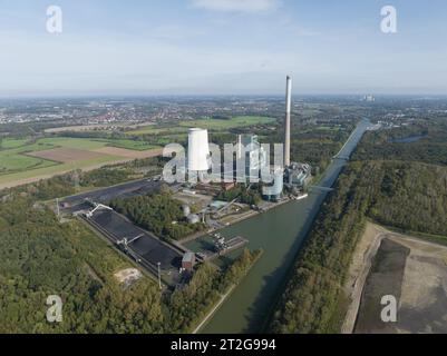 Vue aérienne drone de la centrale électrique de Bergkamen, Kraftwerk Heil, Kraftwerk Bergkamen. Banque D'Images