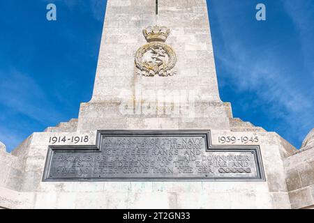 Southsea Naval Memorial (également appelé Portsmouth Naval Memorial) commémorant 25 000 marins britanniques et du Commonwealth, Hampshire, Angleterre, Royaume-Uni Banque D'Images