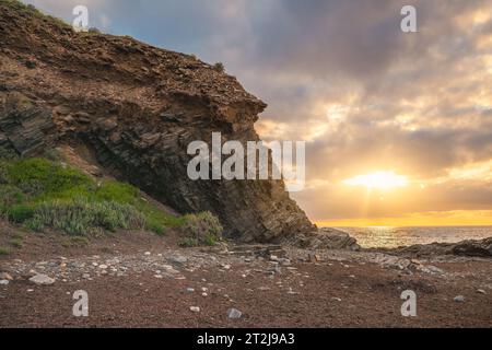 Vue côtière emblématique de la deuxième vallée avec au coucher du soleil, Fleurieu Peninsula, Australie méridionale Banque D'Images