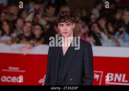 19 octobre 2023, Rome, RM, Italie : l'acteur Lorenzo Zurzolo assiste au tapis rouge du film ''Diabolik, chi SEI?'' Lors de la deuxième soirée de la dix-huitième édition du Festival du film de Rome, le 19 octobre 2023 (crédit image : © Matteo Nardone/Pacific Press via ZUMA Press Wire) À USAGE ÉDITORIAL UNIQUEMENT! Non destiné à UN USAGE commercial ! Banque D'Images