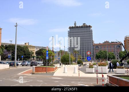 Mai 25 2023 - Cagliari, Sardaigne en Italie : agitation autour du port Banque D'Images