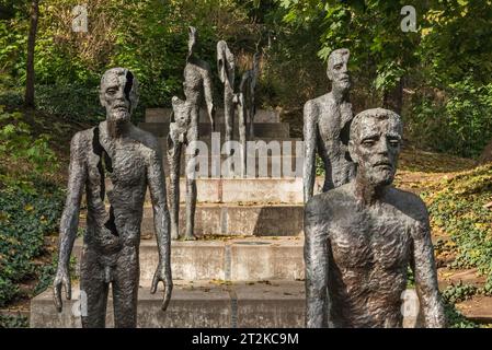 Mémorial aux victimes du communisme, 2002, par Olbram Zoubek, inspiré des œuvres d'Alberto Giacometti, rue Ujezd, Mala Strana, Prague, République tchèque. Banque D'Images