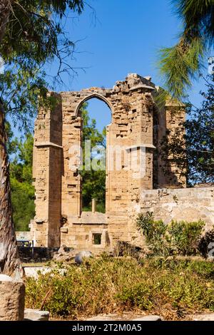 Ruine de l'église Saint-Georges des latins, Latinler'in Aziz George Kilisei, Famagusta, Ammochostos, Gazimagusta, République turque de Cypru du Nord Banque D'Images