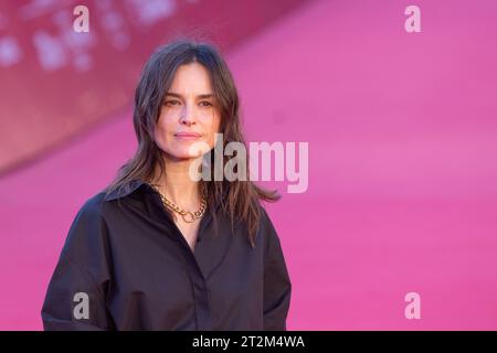 19 octobre 2023, Rome, RM, Italie : l'actrice et réalisatrice Kasia Smutniak assiste au tapis rouge du film ''mur'' lors de la deuxième soirée de la dix-huitième édition du Festival du film de Rome. (Image de crédit : © Matteo Nardone/Pacific Press via ZUMA Press Wire) USAGE ÉDITORIAL SEULEMENT! Non destiné à UN USAGE commercial ! Banque D'Images