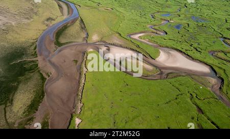 Vue aérienne, rivière et affluents Afon Dwyryd, pays de Galles, Grande-Bretagne Banque D'Images