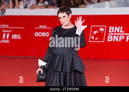 19 octobre 2023, Rome, RM, Italie : la réalisatrice Roberta Torre assiste au tapis rouge du film ''mi fanno male i capelli'' lors de la deuxième soirée de la dix-huitième édition du Festival du film de Rome, le 19 octobre 2023 (crédit image: © Matteo Nardone/Pacific Press via ZUMA Press Wire) À USAGE ÉDITORIAL UNIQUEMENT ! Non destiné à UN USAGE commercial ! Banque D'Images