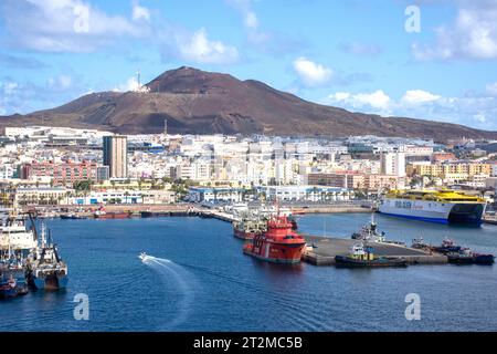 Ville et port, Las Palmas de Gran Canaria, Gran Canaria, Îles Canaries, Espagne Banque D'Images