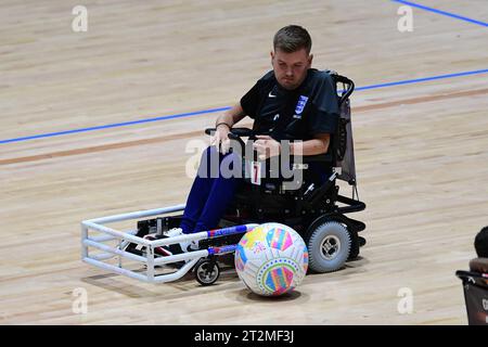 Sydney, Australie. 20 octobre 2023. Christopher Gordon de l'équipe d'Angleterre de football Powerchair vu en action lors du match de la coupe du monde de football de Powerchair FIPFA 2023 entre la France et l'Angleterre à Quaycentre. La France a remporté le tir au penalty 2-1. (Photo Luis Veniegra/SOPA Images/Sipa USA) crédit : SIPA USA/Alamy Live News Banque D'Images