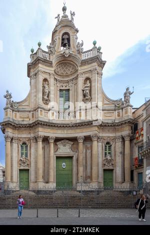 L'ancienne basilique royale et éminente collégiale de notre-Dame de l'aumône, Antichissima Regia ed Insigne Basilica Collegiata di Maria Santissima dell' Banque D'Images