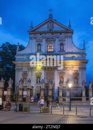 Façade, église Saints Pierre et Paul, Cracovie, Pologne Banque D'Images