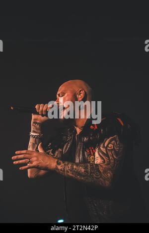 Aarhus, Danemark. 19 octobre 2023. Le groupe de heavy Metal suédois Soilwork donne un concert live au Voxhall à Aarhus. Ici, le chanteur Björn STRID est vu en direct sur scène. (Crédit photo : Gonzales photo - Rolf Meldgaard). Banque D'Images