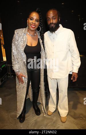 BROOKLYN, NY - OCTOBRE 19 : Rah Digga et John forte dans les coulisses de Lauryn Hill & The Fugees au Barclays Center le 19 octobre 2023 à Brooklyn, New York. Copyright : xWalikxGoshornx crédit : Imago/Alamy Live News Banque D'Images