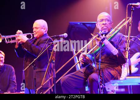 Fred Wesley. Le jazzman américain et tromboniste Fred Wesley et The New JB’s en concert au festival éclats d’Email Jazz Édition à Limoges. Gamme : Banque D'Images