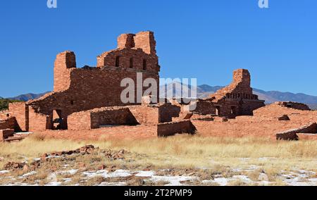 les ruines antiques de san gregorio de abo dans le monument national salinas pueblo missions sur une journée ensoleillée d'hiver près de mountainair, nouveau mexique Banque D'Images