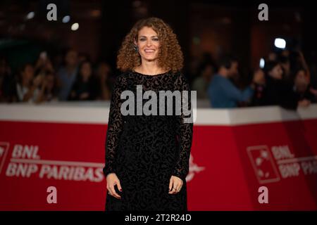 Rome, Italie. 20 octobre 2023. ROME, ITALIE - 20 OCTOBRE : Ginevra Elkann assiste à un tapis rouge pour le film ''te l'Avevo Detto'' et ''la zone d'intérêt'' lors du 18e Festival du film de Rome à l'Auditorium Parco Della Musica le 20 octobre 2023 à Rome, Italie. (Photo de Luca Carlino/NurPhoto)0 crédit : NurPhoto SRL/Alamy Live News Banque D'Images