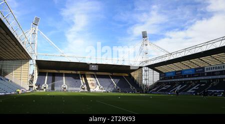 Deepdale, Preston, Royaume-Uni. 21 octobre 2023. EFL Championship football, Preston North End contre Millwall ; une vue du stade et du terrain crédit : action plus Sports/Alamy Live News Banque D'Images