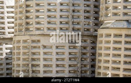 image détaillée des anneaux de fosse en béton Banque D'Images