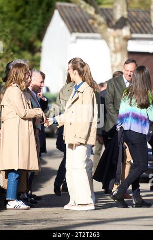 21 octobre 2023, Arroes, Pion et Candanal (Villa, Asturies, Espagne : Princesse héritière Leonor, Princesse Sofia visite 2023 exemplaires Arroes, Pion et Candanal (Villaviciosa) lors des Prix Princesse des Asturies 2023 le 21 octobre 2023 à Arroes, Pion et Candanal (Villaviciosa), Espagne (image de crédit : © Jack Abuin/ZUMA Press Wire) USAGE ÉDITORIAL) Non destiné à UN USAGE commercial ! Banque D'Images