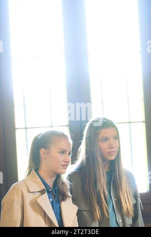 21 octobre 2023, Arroes, Pion et Candanal (Villa, Asturies, Espagne : Princesse héritière Leonor, Princesse Sofia visite 2023 exemplaires Arroes, Pion et Candanal (Villaviciosa) lors des Prix Princesse des Asturies 2023 le 21 octobre 2023 à Arroes, Pion et Candanal (Villaviciosa), Espagne (image de crédit : © Jack Abuin/ZUMA Press Wire) USAGE ÉDITORIAL) Non destiné à UN USAGE commercial ! Banque D'Images
