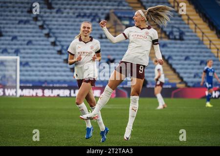 Leicester, Royaume-Uni. 21 octobre 2023. Leicester, Angleterre, 21 octobre 2023 : Chloe Kelly (9 Manchester City) marque le premier but lors du match de Barclays FA Womens Super League entre Leicester City et Manchester City au King Power Stadium à Leicester, Angleterre (Natalie Mincher/SPP) crédit : SPP Sport Press photo. /Alamy Live News Banque D'Images