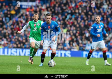 Glasgow, Royaume-Uni. 21 octobre 2023. Dans le premier match après la pause internationale, le Rangers FC a joué au Hibernian FC à l'Ibrox Stadium, Glasgow, Royaume-Uni dans un match de football Scottish Premiership. C’est un match important pour les Rangers car c’est le premier match avec leur Manager nouvellement nommé PHILLIPE CLEMENT, leur 19e Manager permanent. Crédit : Findlay/Alamy Live News Banque D'Images