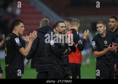 Pendant le match Sky Bet League 1, Leyton Orient vs Barnsley au Matchroom Stadium, Londres, Royaume-Uni. 21 octobre 2023. (Photo Alfie Cosgrove/News Images) à Londres, Royaume-Uni le 10/21/2023. (Photo Alfie Cosgrove/News Images/Sipa USA) crédit : SIPA USA/Alamy Live News Banque D'Images