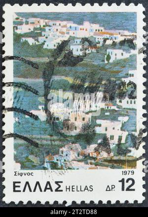 Timbre-poste annulé imprimé par la Grèce, qui montre l'île de Sifnos, vers 1979. Banque D'Images