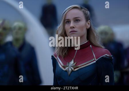 BRIE LARSON dans LES MERVEILLES (2023), réalisé par NIA DACOSTA. Crédit: MARVEL STUDIOS / Album Banque D'Images