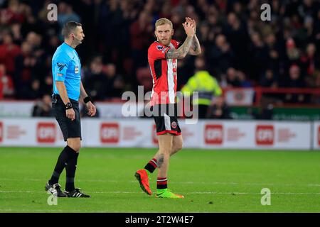 Sheffield, Royaume-Uni. 21 octobre 2023. Oliver McBurnie #9 de Sheffield United est remplacé lors du match de Premier League Sheffield United vs Manchester United à Bramall Lane, Sheffield, Royaume-Uni, le 21 octobre 2023 (photo de Conor Molloy/News Images) à Sheffield, Royaume-Uni le 10/21/2023. (Photo de Conor Molloy/News Images/Sipa USA) crédit : SIPA USA/Alamy Live News Banque D'Images