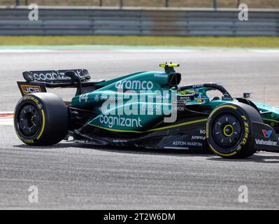 Austin, États-Unis . 21 octobre 2023. Fernando Alonso (14 ans) pilote Aston Martin lors de la course de tir au sprint au Grand Prix des États-Unis le 21 octobre 2023 sur le circuit des Amériques à Austin, Texas. (Photo de Stephanie Tacy/Sipa USA) crédit : SIPA USA/Alamy Live News Banque D'Images