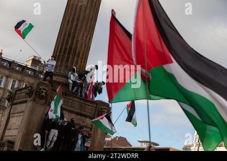 Glasgow, Royaume-Uni, 21 octobre 2023. Rassemblement en soutien à la Palestine face à l'agression israélienne, à Glasgow, en Écosse, le 21 octobre 2023. Crédit photo : Jeremy Sutton-Hibbert/Alamy Live News. Banque D'Images