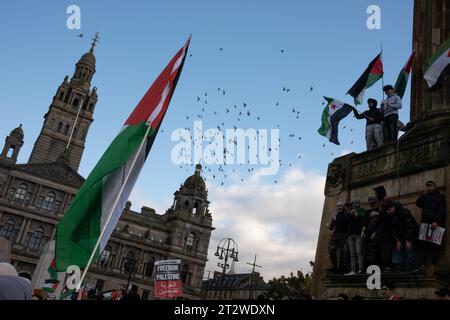 Glasgow, Royaume-Uni, 21 octobre 2023. Rassemblement en soutien à la Palestine face à l'agression israélienne, à Glasgow, en Écosse, le 21 octobre 2023. Crédit photo : Jeremy Sutton-Hibbert/Alamy Live News. Banque D'Images