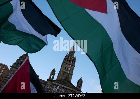 Glasgow, Royaume-Uni, 21 octobre 2023. Rassemblement en soutien à la Palestine face à l'agression israélienne, à Glasgow, en Écosse, le 21 octobre 2023. Crédit photo : Jeremy Sutton-Hibbert/Alamy Live News. Banque D'Images