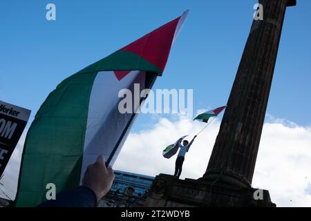 Glasgow, Royaume-Uni, 21 octobre 2023. Rassemblement en soutien à la Palestine face à l'agression israélienne, à Glasgow, en Écosse, le 21 octobre 2023. Crédit photo : Jeremy Sutton-Hibbert/Alamy Live News. Banque D'Images