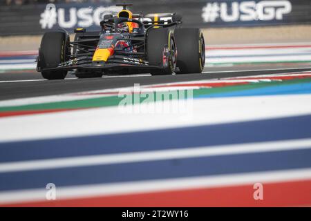 Austin, Texas, États-Unis. 21 octobre 2023 : Max Verstappen (1) avec Oracle Red Bull Racing en action au Grand Prix Lenovo des États-Unis de Formule 1, circuit des Amériques. Austin, Texas. Mario Cantu/CSM. Crédit : CAL Sport Media/Alamy Live News Banque D'Images