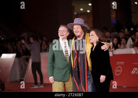 ROME, ITALIE - OCTOBRE 21 : Zucchero Adelmo Fornaciari assiste à un tapis rouge pour le film "ongles des doigts" et "Zucchero - Sugar Fornaciari" pendant le 18T. Banque D'Images