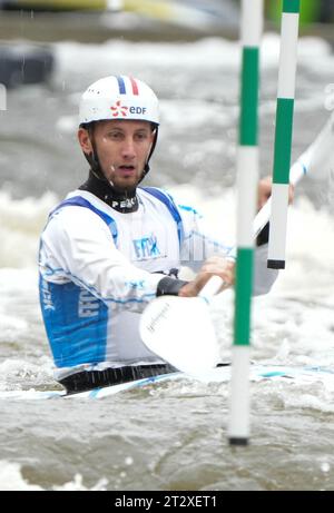 Malo Quemeneur 6e Championnat de France C1 hommes lors des championnats de France Slalom et kayak Cross, épreuve de canoë le 21 octobre 2023 au Stade d'eaux vives de Cesson-Sevigne. Photo Laurent Lairys/ABACAPRESS.COM crédit : Abaca Press/Alamy Live News Banque D'Images