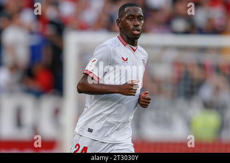 Séville, Espagne. 21 octobre 2023. Boubakary Soumare du Sevilla FC lors du match de Liga entre le Sevilla FC et le Real Madrid CF a joué au stade Ramon Sanchez Pizjuan le 21 octobre à Séville, Espagne. (Photo Antonio Pozo/PRESSINPHOTO) crédit : PRESSINPHOTO SPORTS AGENCY/Alamy Live News Banque D'Images